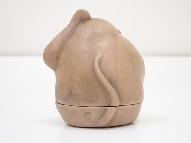 姿の良い香合　本金箔　ビンテージ　茶道具　古美術　蒲池窯造 琵琶　香合 茶器/茶道具 香合】 蛤香合 海松波 内金箔 表千家 9代 了々斎好写し